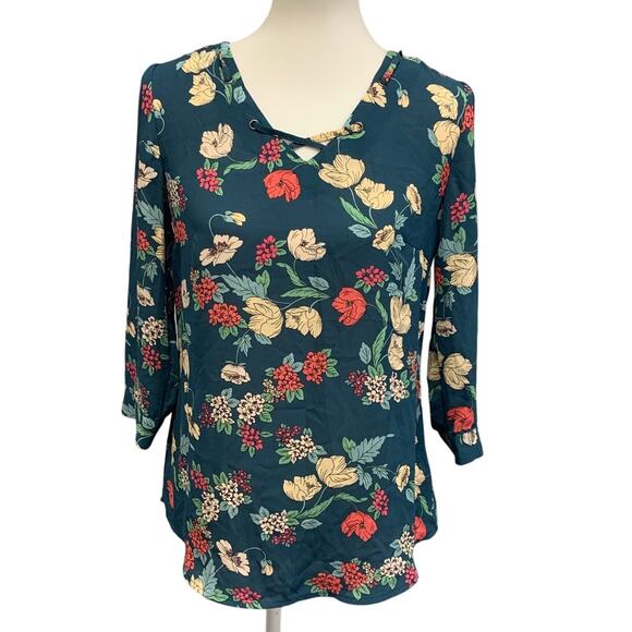 Maurices XS Lightweight Floral Cross Front Polyester Long Sleeve Blouse Top - Picture 1 of 6